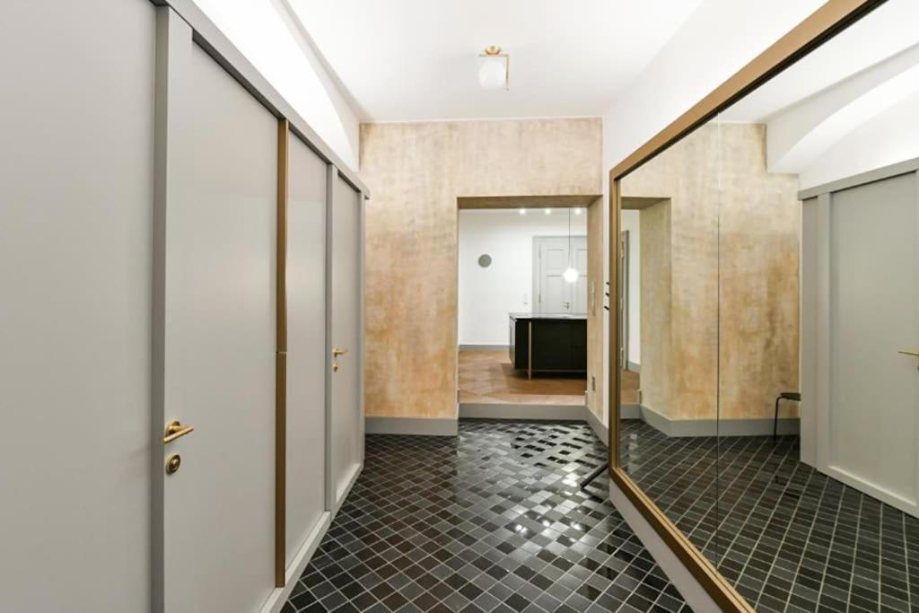 Luxury Old Town Apt, Parking Apartment Praha Bagian luar foto