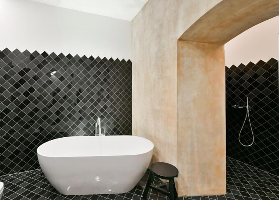 Luxury Old Town Apt, Parking Apartment Praha Bagian luar foto